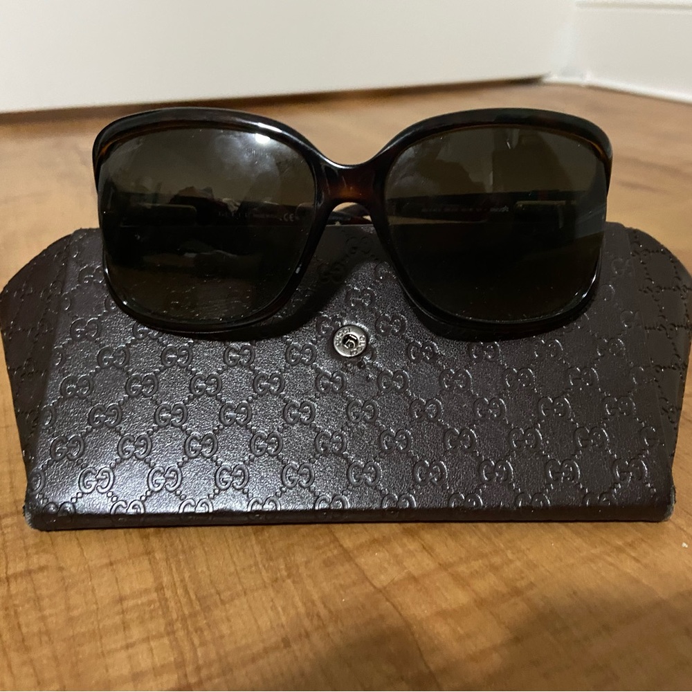 Gucci women oversized square sunglasses (Tortoise shell color; Retail $350)